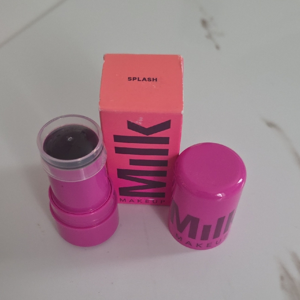 NIB- Milk- Cooling Water Jelly Bkush Tint- Splash